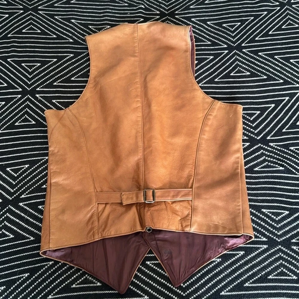 Rare Vintage 1970’s Canadian made all leather both sides brown vest so cool - Image 3 of 4