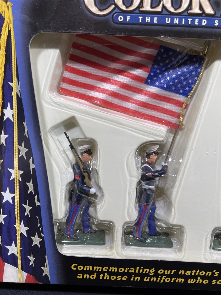 Lote de 2 Corgi Color Guard U.S Marine Corps Diecast escala 1/32 Foto 3 de 4