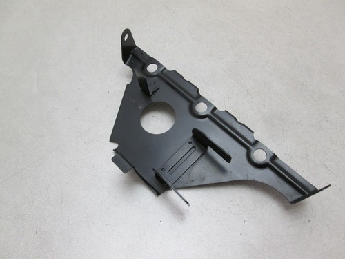 Halter Benzinpumpe Halterung PETROL PUMP HOLDER Kawasaki ZX-6 R Ninja 98-99