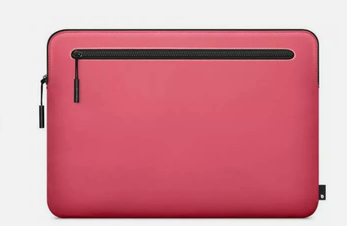 Incase Compact Sleeve in Flight Nylon for 13-inch Macbook Pr