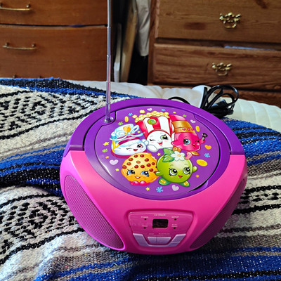 Shopkins Pink/Purple CD Player Boombox AM/FM Aux-In Headphone Jack. Works.