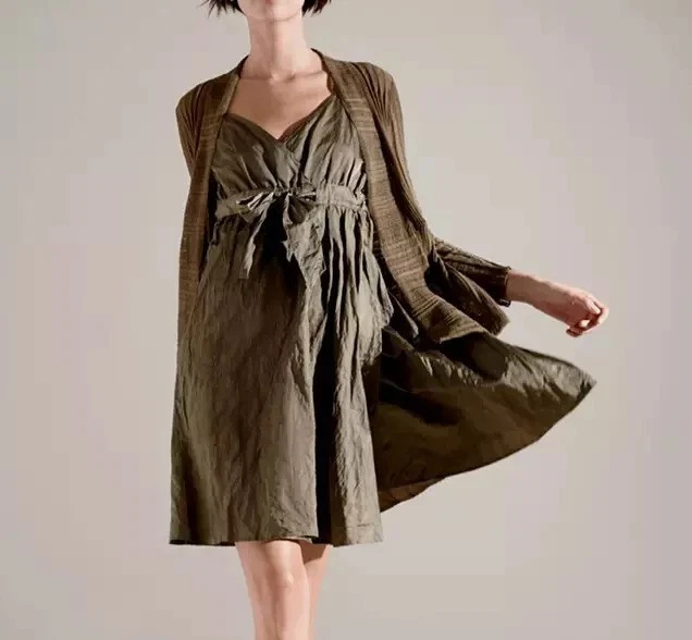 Vestido envolvente sintético satinado oliva Eileen Fisher 24W tejido metálico luminoso Foto 3 de 4