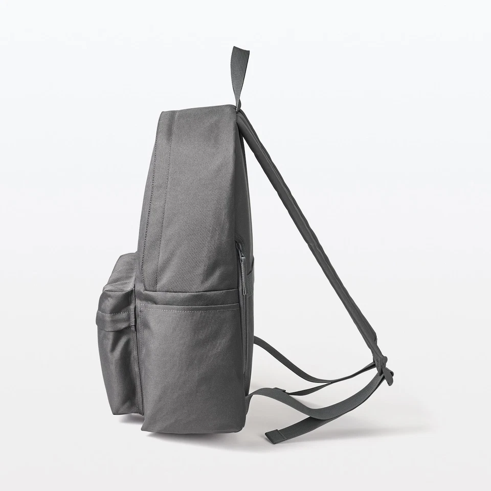 无印良品防水炭灰色帆布背包轻便肩部缓解 20L FS — 第 4/4 张图片