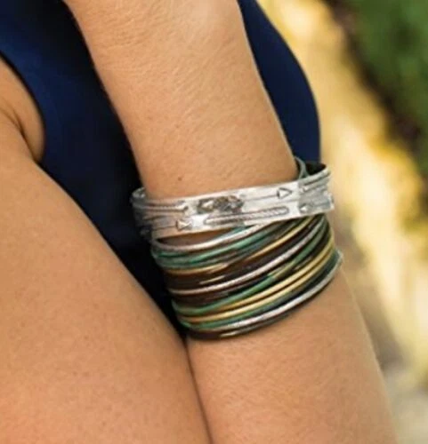 Brazalete Silpada Fresco Plata Esterlina Pátina Latón Talla 7-8" Muñeca $199 Foto 3 de 4