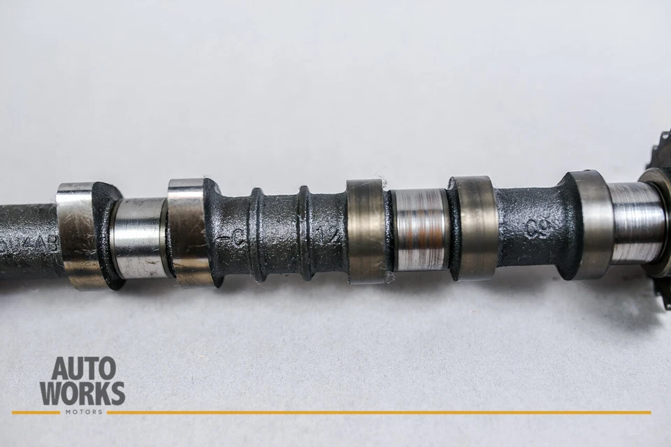 Оригинальный правый распредвал выхлопной системы со стороны пассажира 98-03 Jaguar XK8 X100 4,0 л NNE2504AB - Изображение 4 из 4