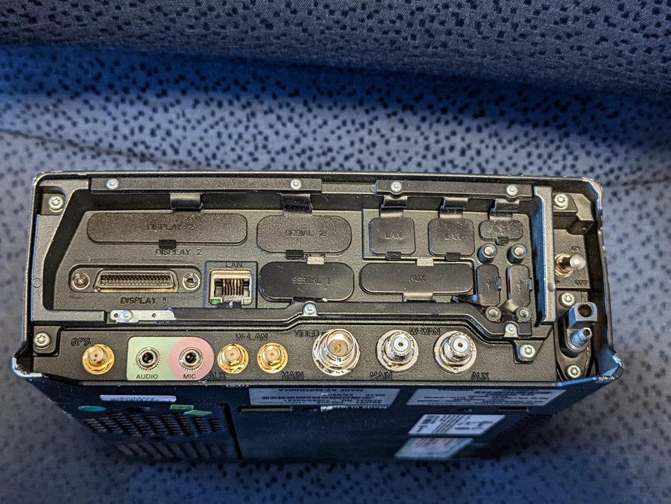 Estación de trabajo Motorola F5208A (MW810) USADA, arranca a BIOS, prueba OK, SIN DISCO DURO/CABLES Foto 3 de 4