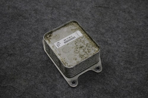 Original Audi VW Seat Skoda Öl Kühler 04E117021K Kühler oli cooler 1.4 1.5 TFSI