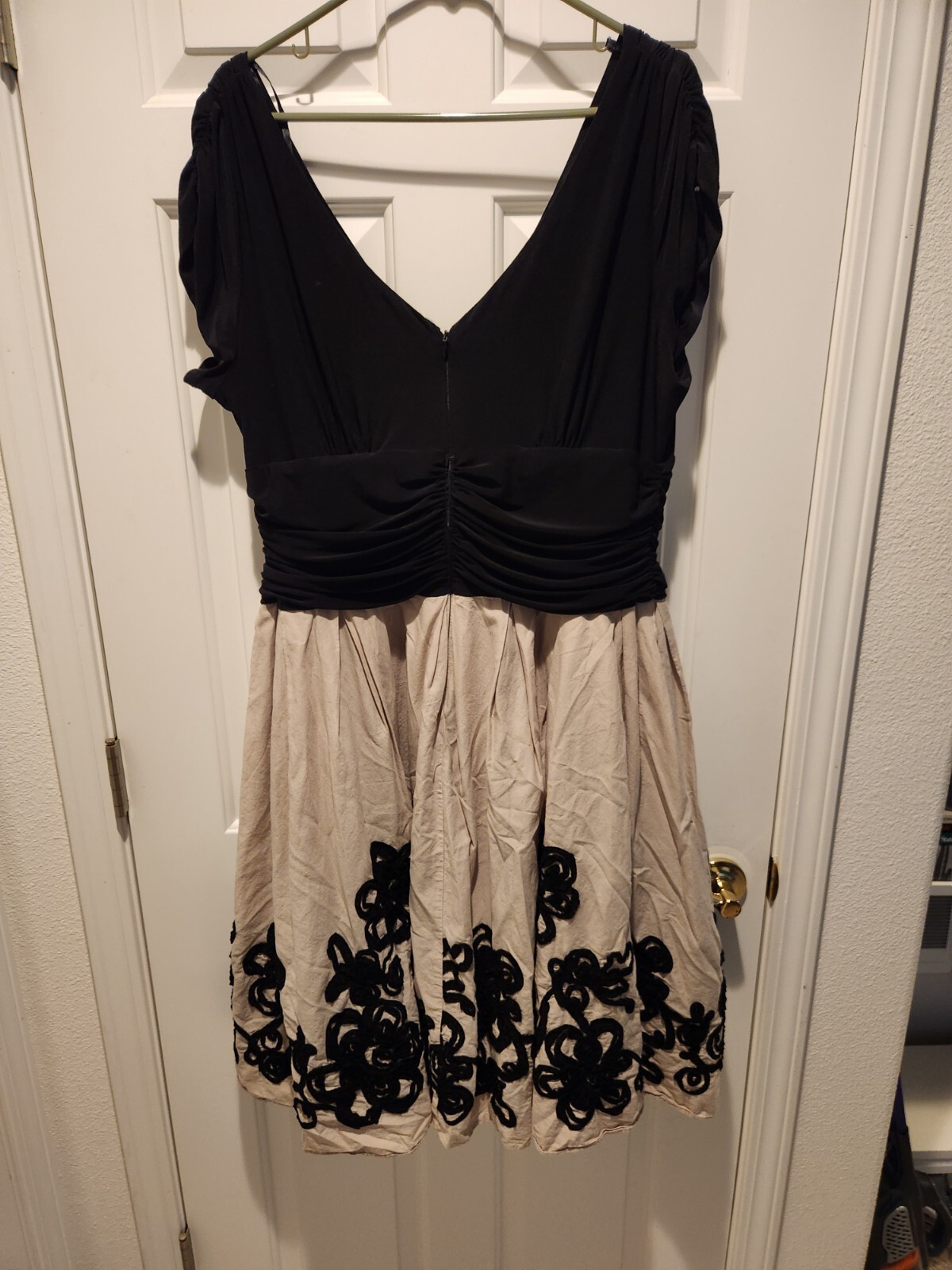 Dressbarn Collection Black Taupe 3D Floral Embroidery Party Dress 20 2X