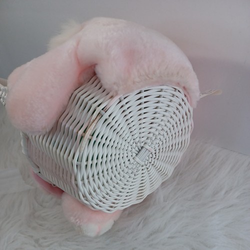 Cesta de Pascua Rosa Peluche Conejito Sobre Mimbre Cesta 1991 Unionsign Ltd LEER - Imagen 9 de 22