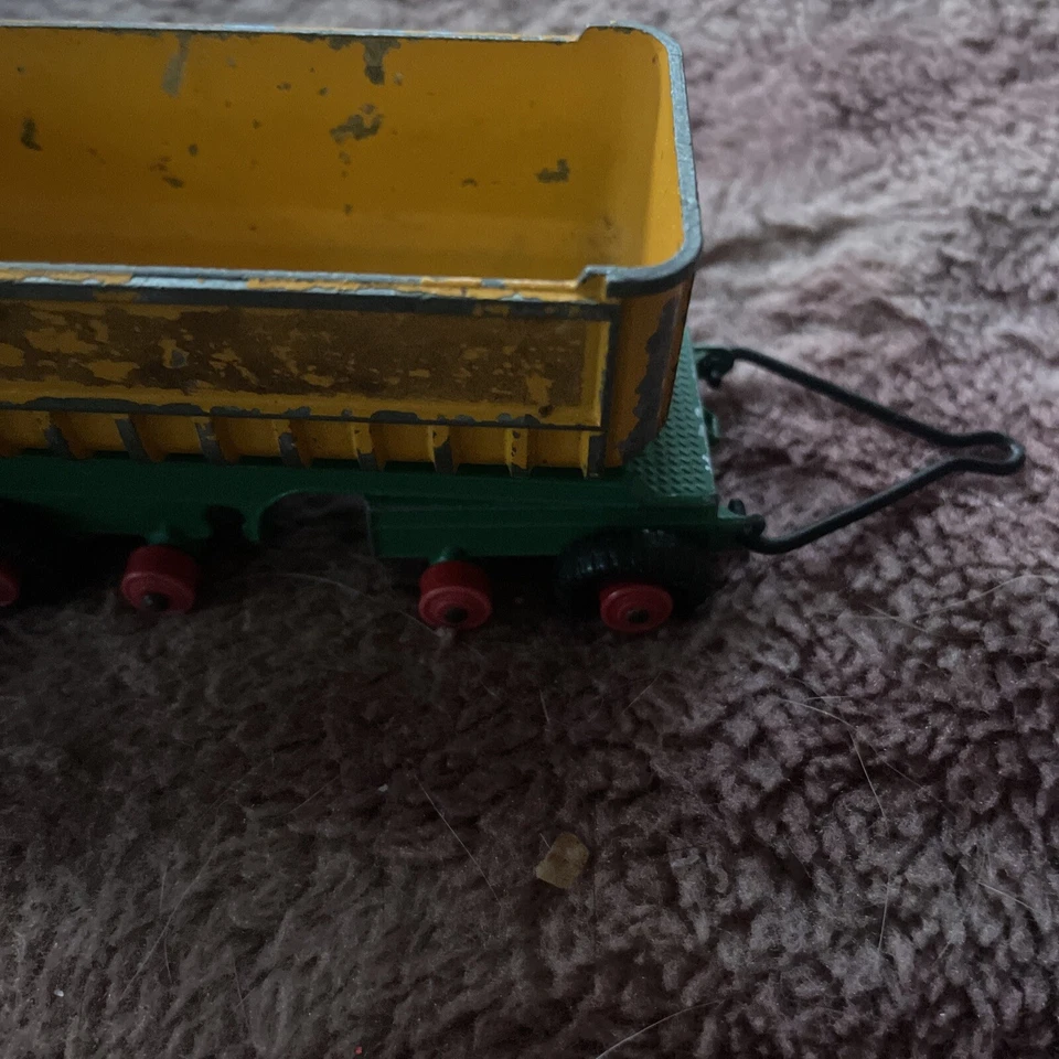 MatchBox Fruehauf Tipper Trailer England By Lesney Green Yellow See Pics - Image 3 of 4