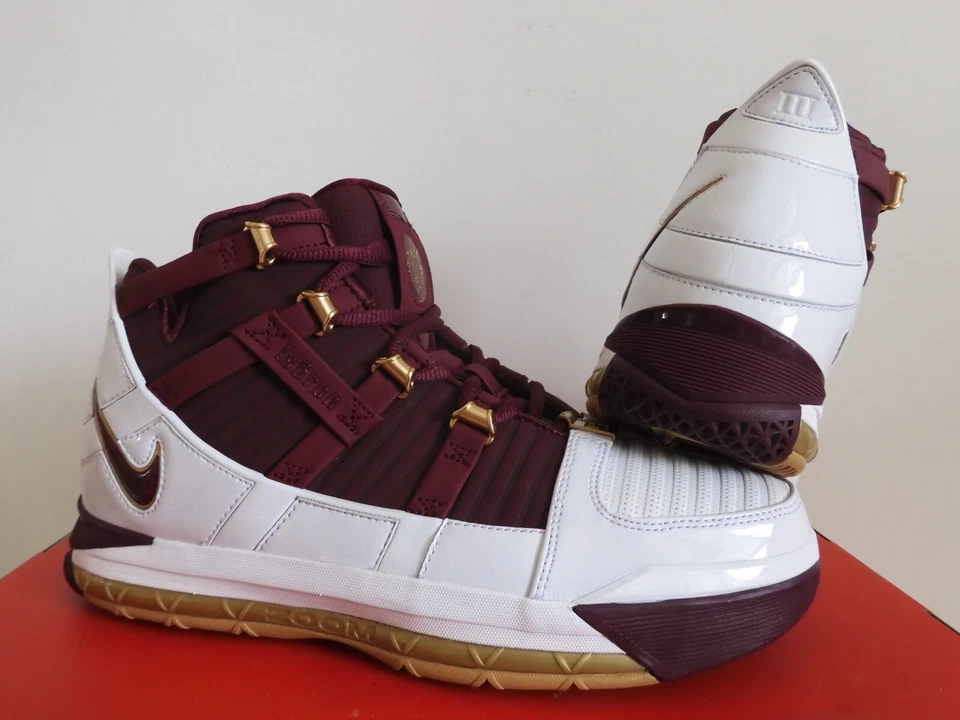 Nike Zoom Lebron III 3 Ctk QS Christ The King White-Maroon Sz 11.5 [BQ2444-100] - Image 2 of 4