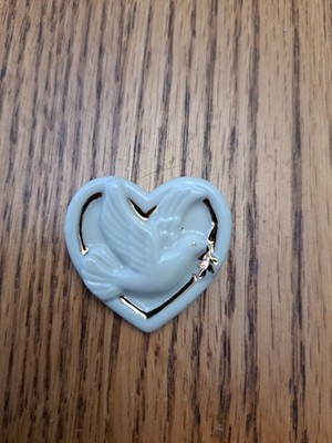Lenox Porcelain Heart Dove With Fig Leaf Brooch Pin