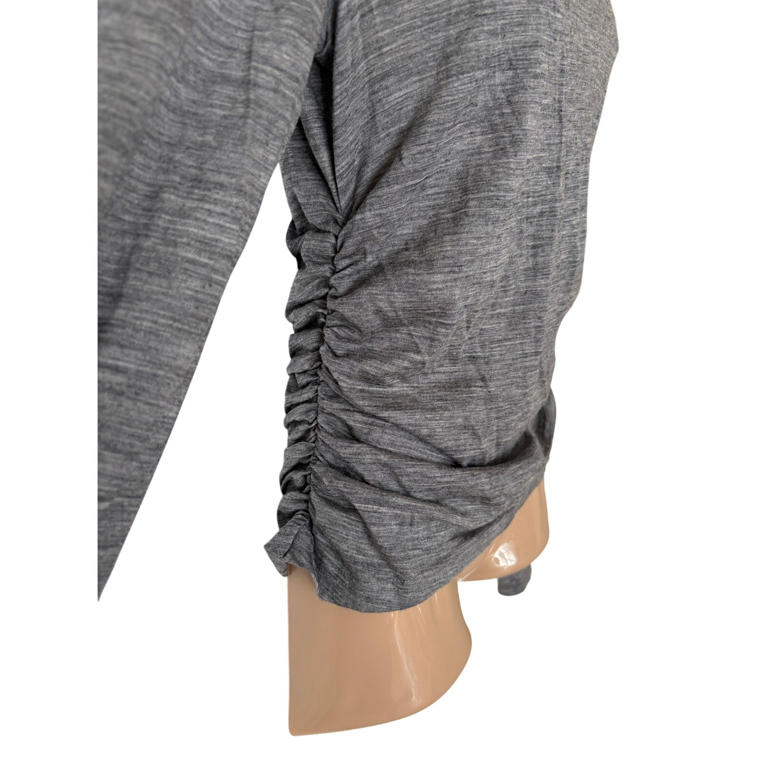 ALTRA Top grigio con scollatura Los Angeles Atelier & Other Stories PICCOLO