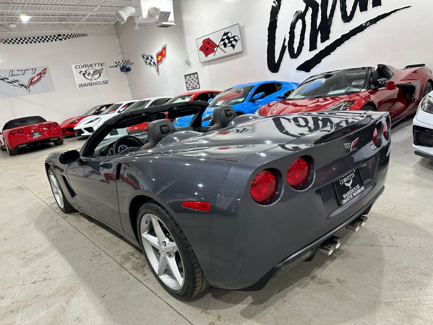2013 [57U] Cyber Gray Metallic Chevrolet Corvette   | C6 Corvette Photo 4