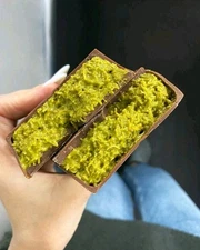 200g Beyoglu Dubaco Premium Dubai Chocolate With Pistachio and Kadaifi Kadayıf