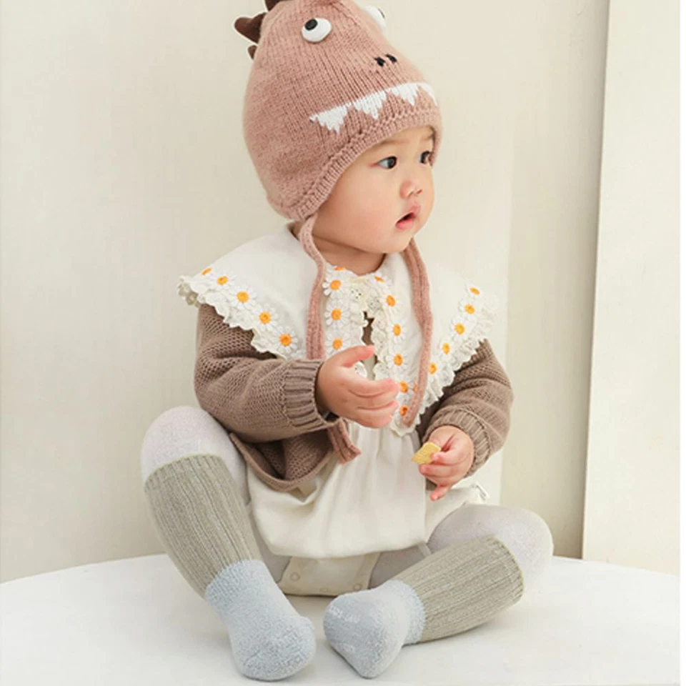 Calcetines de piso de lana coralina calcetines de piso para niños pequeños calcetines para bebés recién nacidos calcetines hasta la rodilla Foto 4 de 4