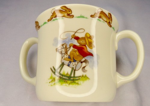 Vintage Royal Doulton "Bunnykins" Double-Handled Child's Mug - Picture 6 of 7