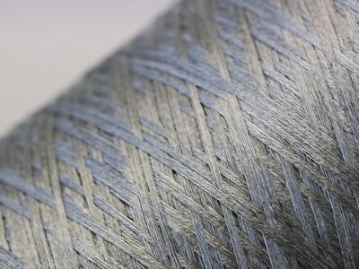 E02 (100 /kg) 250g PURE SILK / 100% REINE SEIDE ARGENTUM (10) Wolle Lace Strick