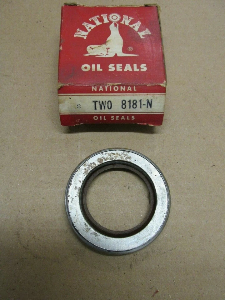 FORD MERCURY METEOR COURGAR Y COMETA PIÑÓN SELLO NACIONAL DE ACEITE 8181N Foto 2 de 2