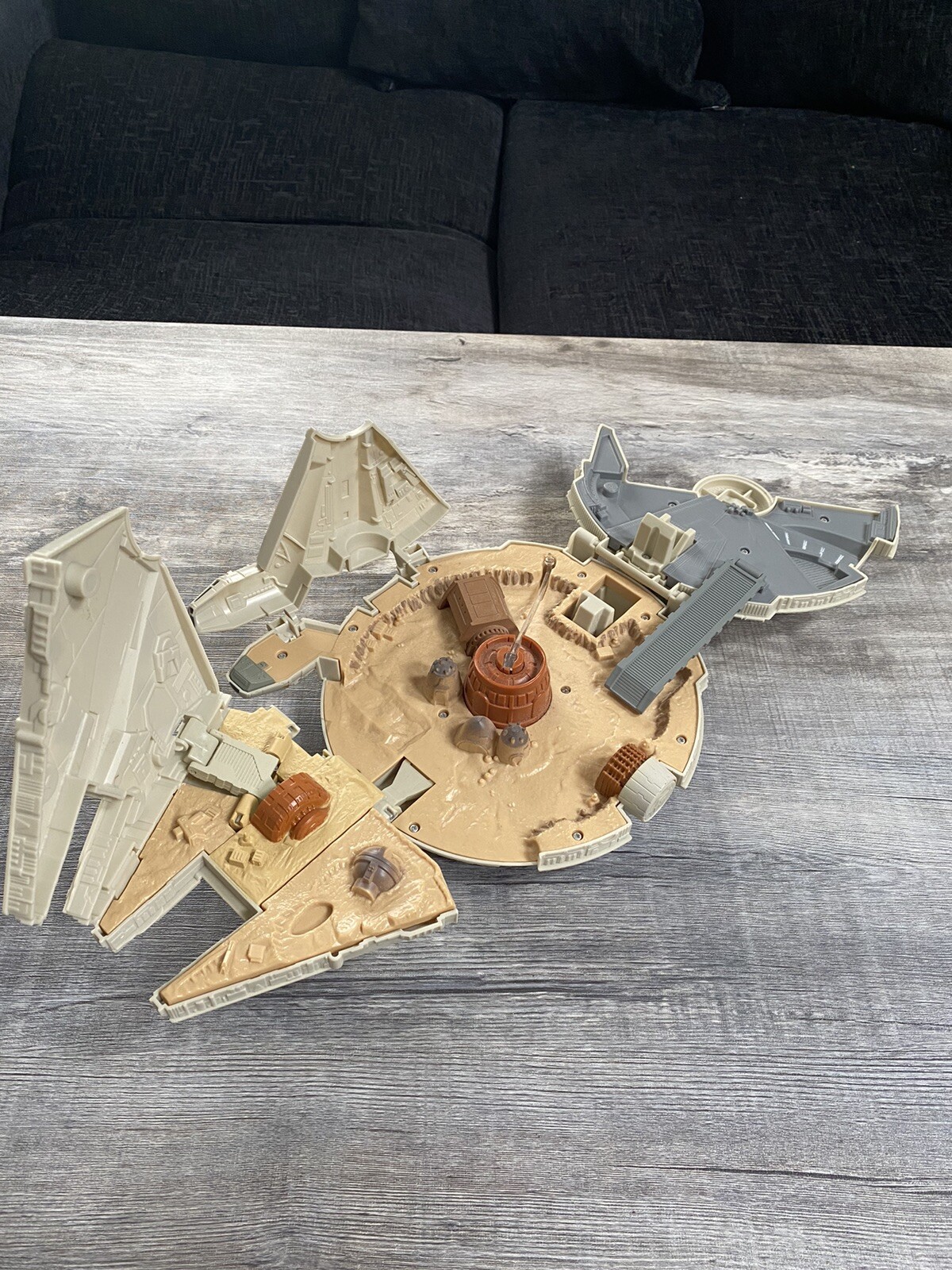 MICRO MACHINES 2015 Hasbro Star Wars Millennium Falcon Micro Machines