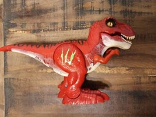 Robo Alive Attacking T-Rex Dinosaur Battery-Powered Robotic Toy by Zuru Works