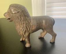 Vintage AC Williams 1900's Cast Iron Lion Still Coin Bank 4.25" Rusted Original
