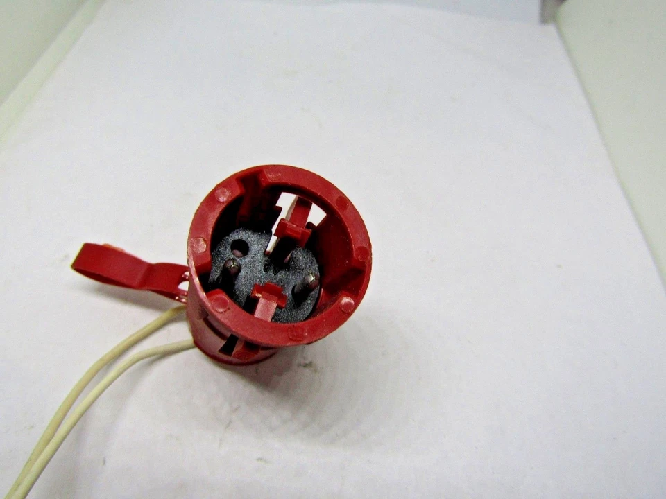 Engine Coolant Temperature Sender BWD TFS564 fits 89 88 Jaguar XJ6 4.0L-L6 - Image 4 of 4