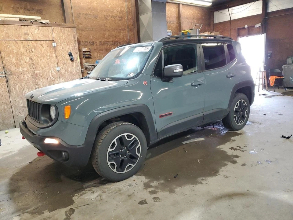 Used Glove Box fits: 2016 Jeep Renegade  Grade A - Image 2 of 4