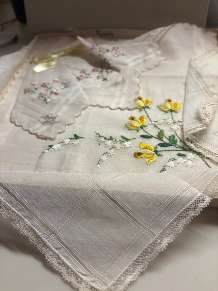 Vtg NWT 3 Burmel Embroidered Handkerchiefs Pink & Yellow Flowers Lace Edges Box - Image 2 of 4