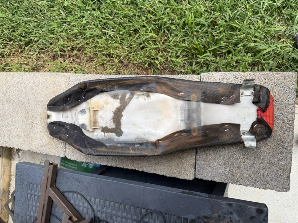 Honda CRF250R 2008 asiento bandeja de espuma cubierta completa para buscadores de emociones Foto 4 de 4