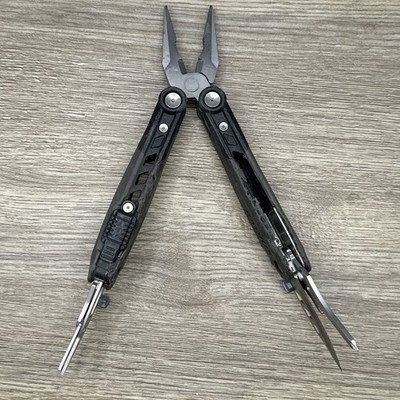 Gerber Radius Multi Tool Ergonomic 8 tool Pliers Knife Screwdriver Multitool