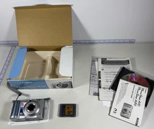 Canon PowerShot A10 1.3MP 3x Zoom Digital Camera W/ Box SD papers Works