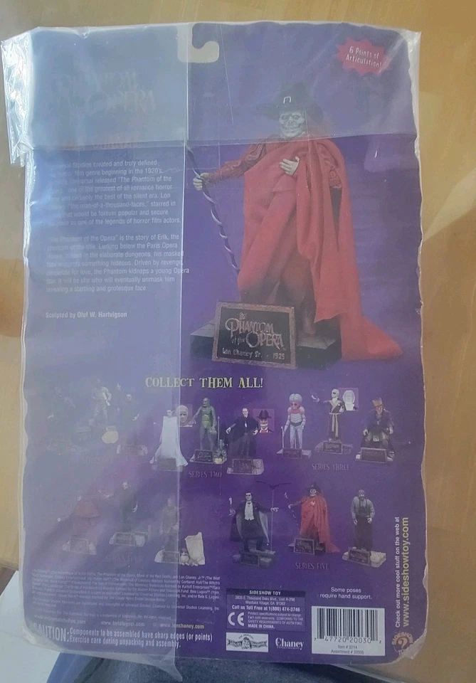 Universal Monsters Fantasma de la Ópera Máscara de la Muerte Roja Sideshow Juguetes Foto 2 de 4