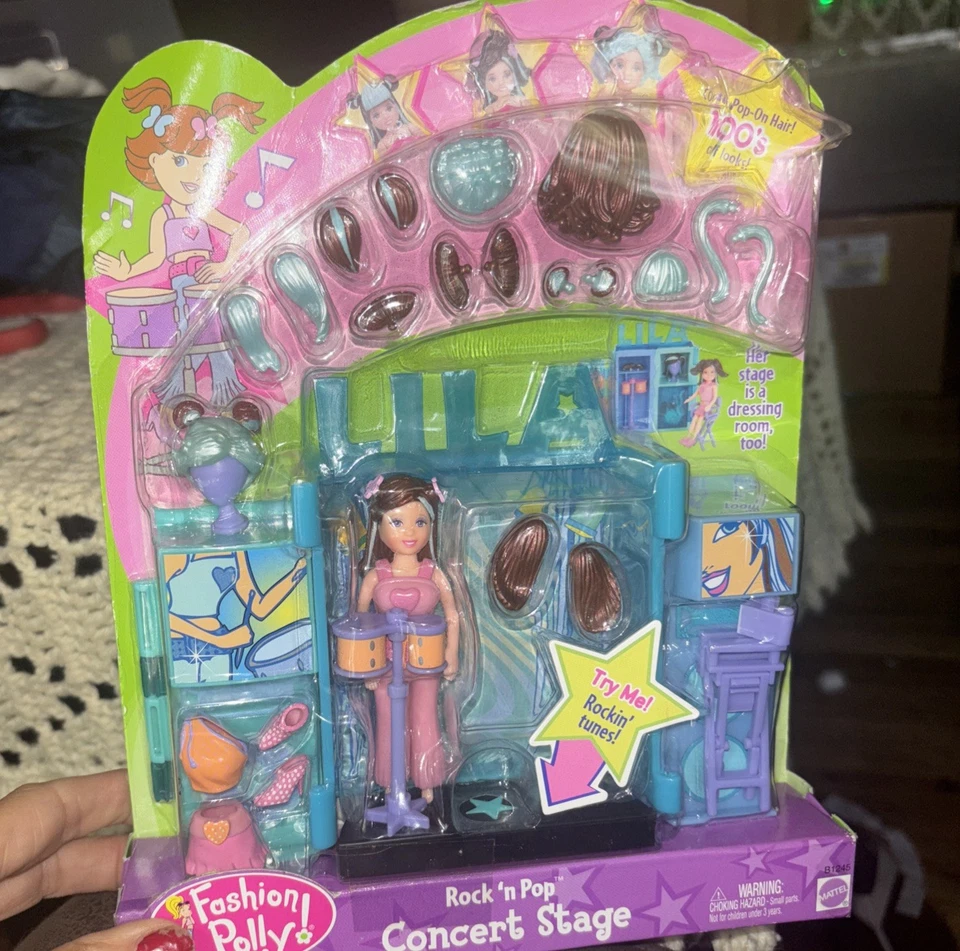 2002 Polly Pocket Fashion Polly Rock N Pop Shani Concert Stage Sealed New In Box - Image 3 of 4