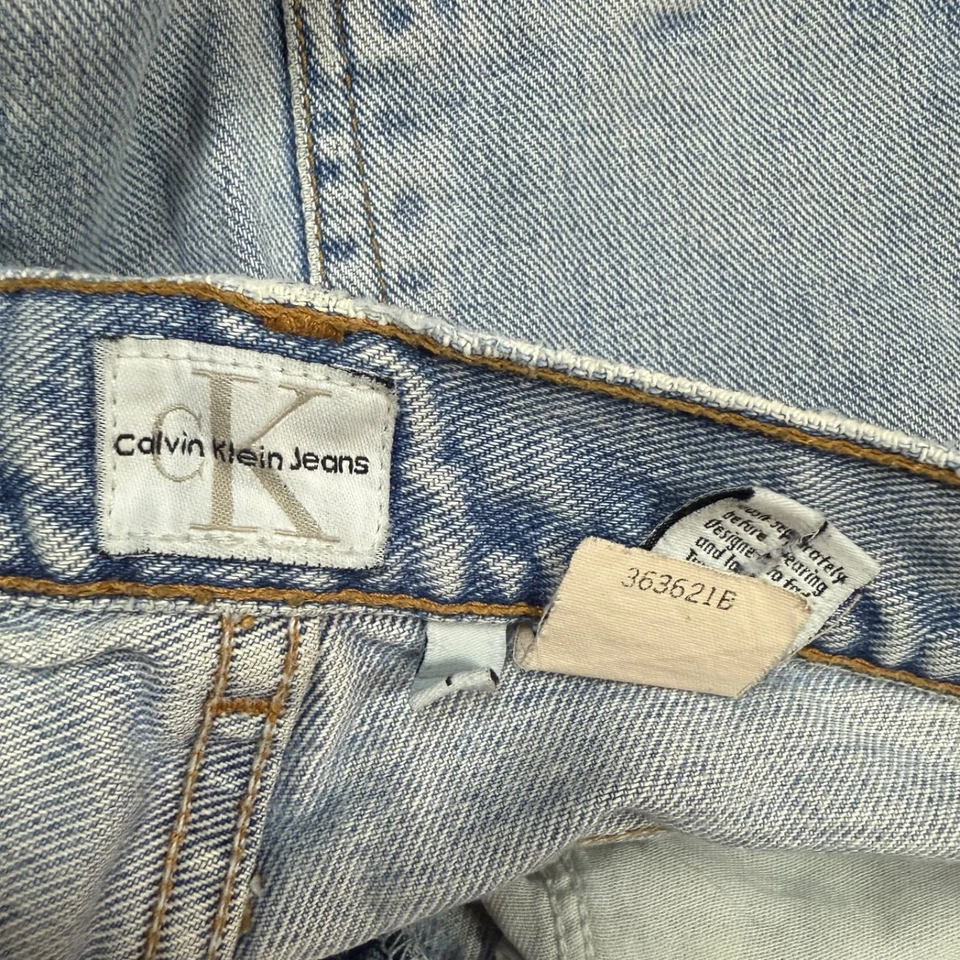 Jeans vintage Calvin Klein años 90 fácil ajuste chorro de arena para mujer talla 7 talla 30x31 Foto 3 de 4
