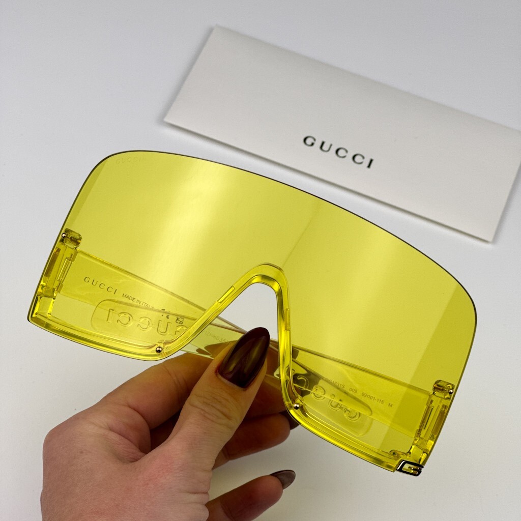 Gucci Women AUTHENTIC Sunglasses Yellow Bright Yellow Shield  display picture 2