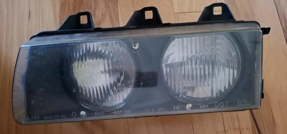 Conjunto de faros laterales del conductor BMW OEM SSB 360 SAE HR91 para 318ti  Foto 2 de 4