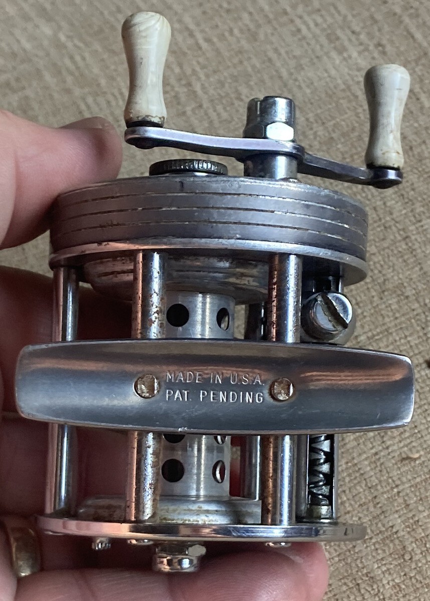 Vintage LANGLEY STREAMLITE Model 310 KC Baitcasting Bass Fishing