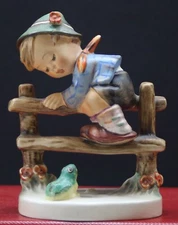 Goebel M.I. Hummel figurine #201 2/0 "Retreat to Safety" TMK2 Full Bee 4” Tall
