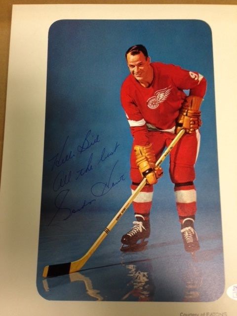 Autographed Signed Gordie Howe Vintage Red Wings Photo with JSA 