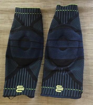 Pair 2 BAUERFEIND Sports Knee Support  Size S/Small Brace GERMANY Black/Blue
