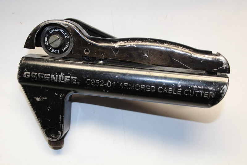 Greenlee 0952-01 10-5/8" Cable Cutter, Rotary Cut