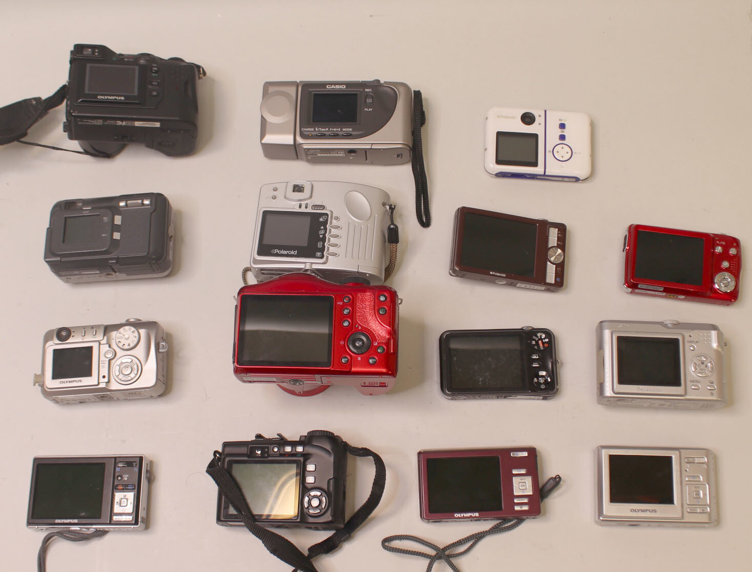 LOT OF 15 VARIOUS BRAND DIGITAL CAMERAS - PRE-OWNED, *NOT TESTED* Obfite tanie