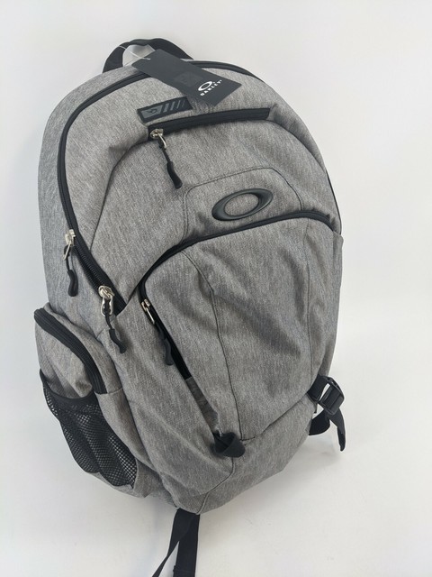 oakley blade 30 backpack