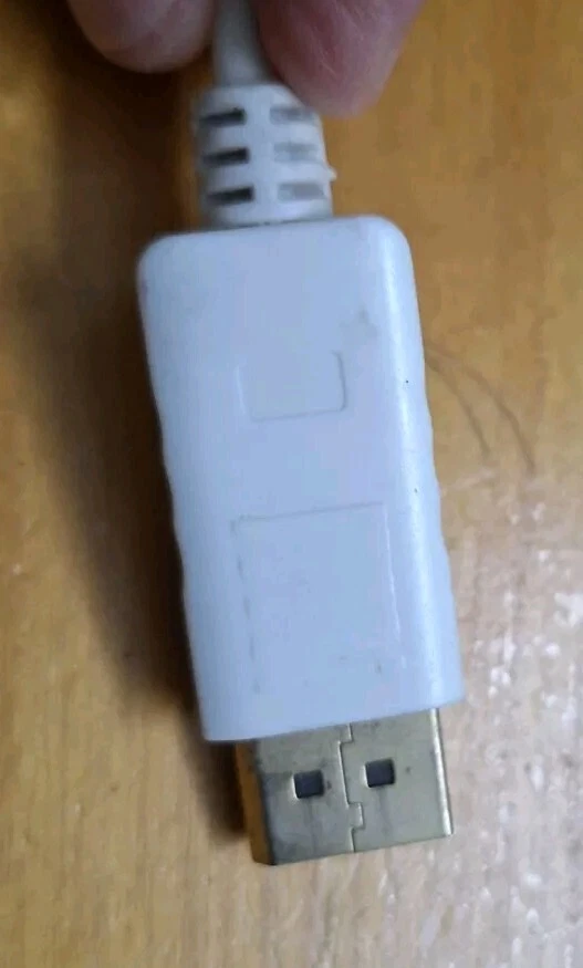 Used Working Condition Display Port Male DP To VGA Female Convertor Adapter 1pc - Image 4 of 4