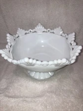 Westmoreland Vintage Ring And Petal Lace Square Raised Bowl Compote Footed Dish