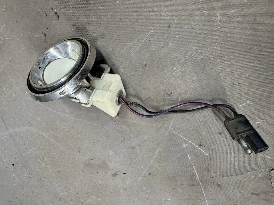 Mustang 1969 1970 cuarto 1/4 techo vela panel luces de cortesía domo lámpara Fastback Foto 3 de 4