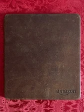 Amazon Kindle Oasis 3 10th Generation 32GB Wi-Fi + Genuine Leather Case Bundle