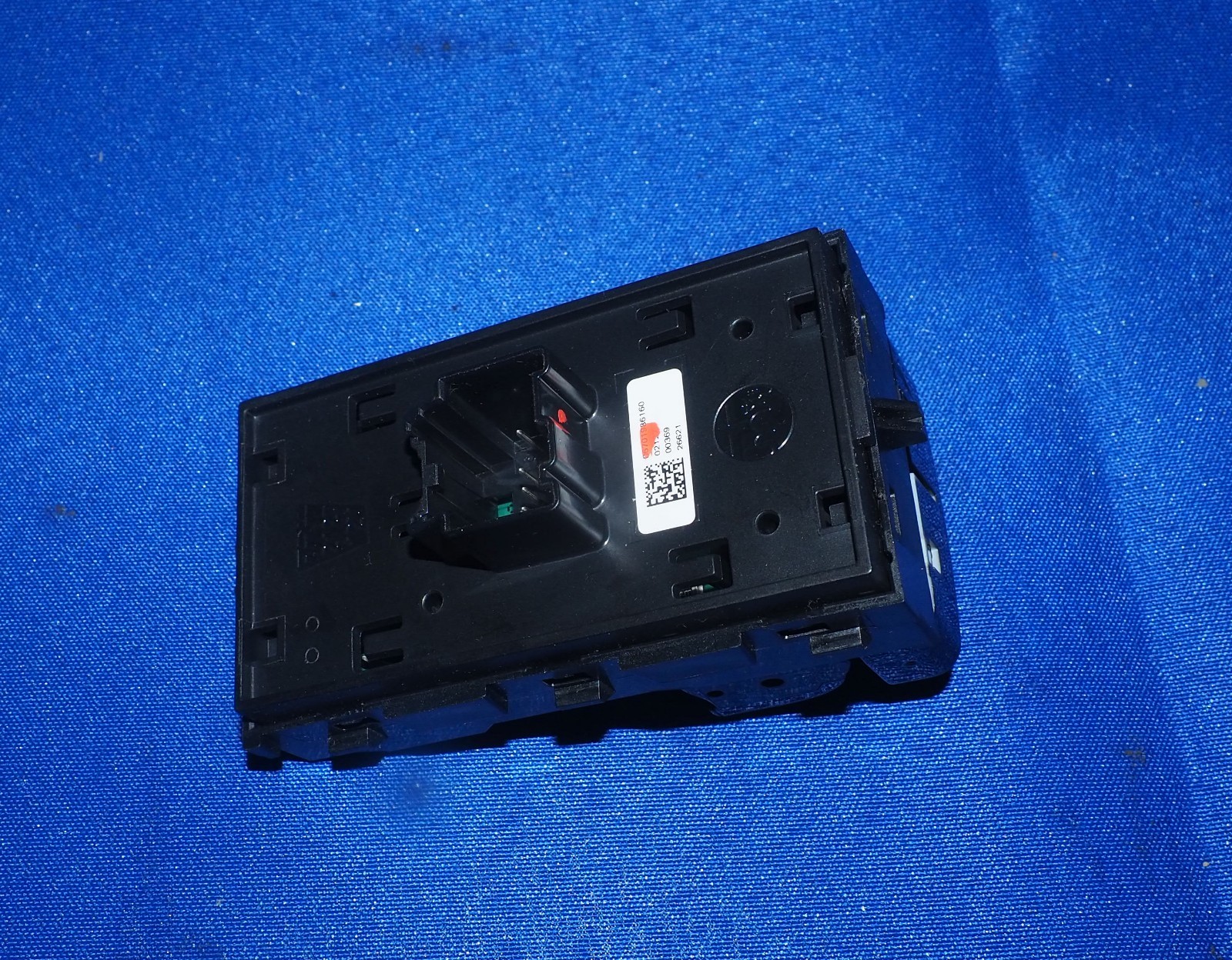 2022-2026 Maserati MC20 MCPura Center Console Window Switch Tested OE Nice Shape
