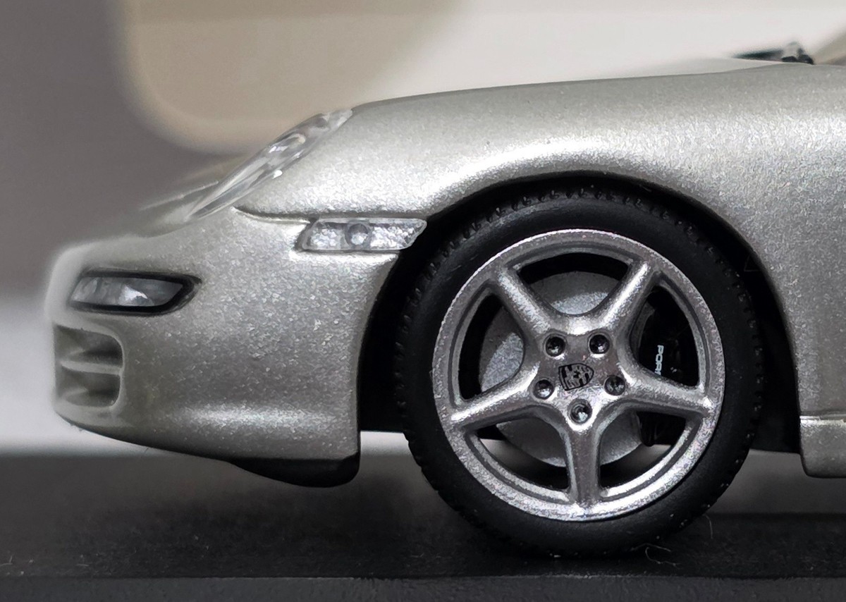 Porsche 911 (997) Carrera 2004 Silver 1:43 Minichamps WAP 020 114